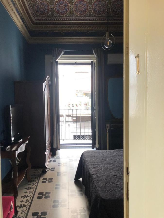 Vera Rooms Катанія Екстер'єр фото
